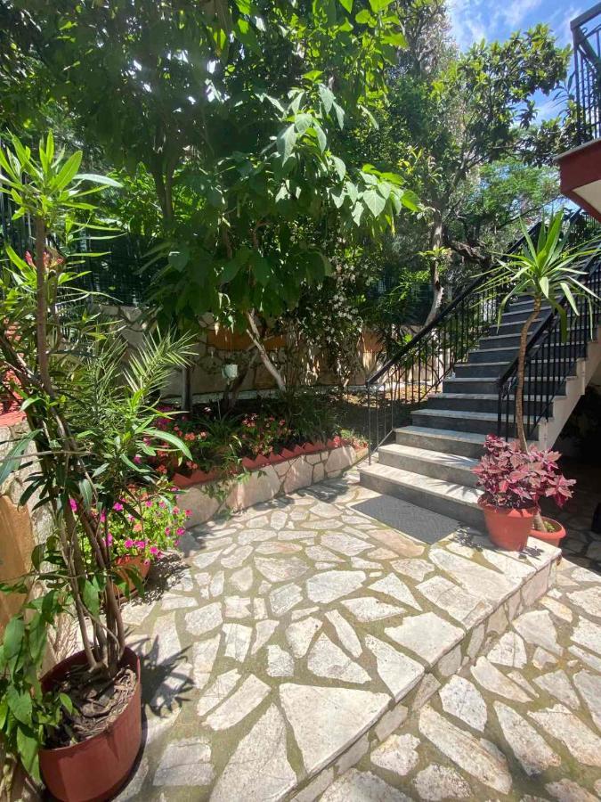 Emilios See View Apartment บาร์บาตี ภายนอก รูปภาพ
