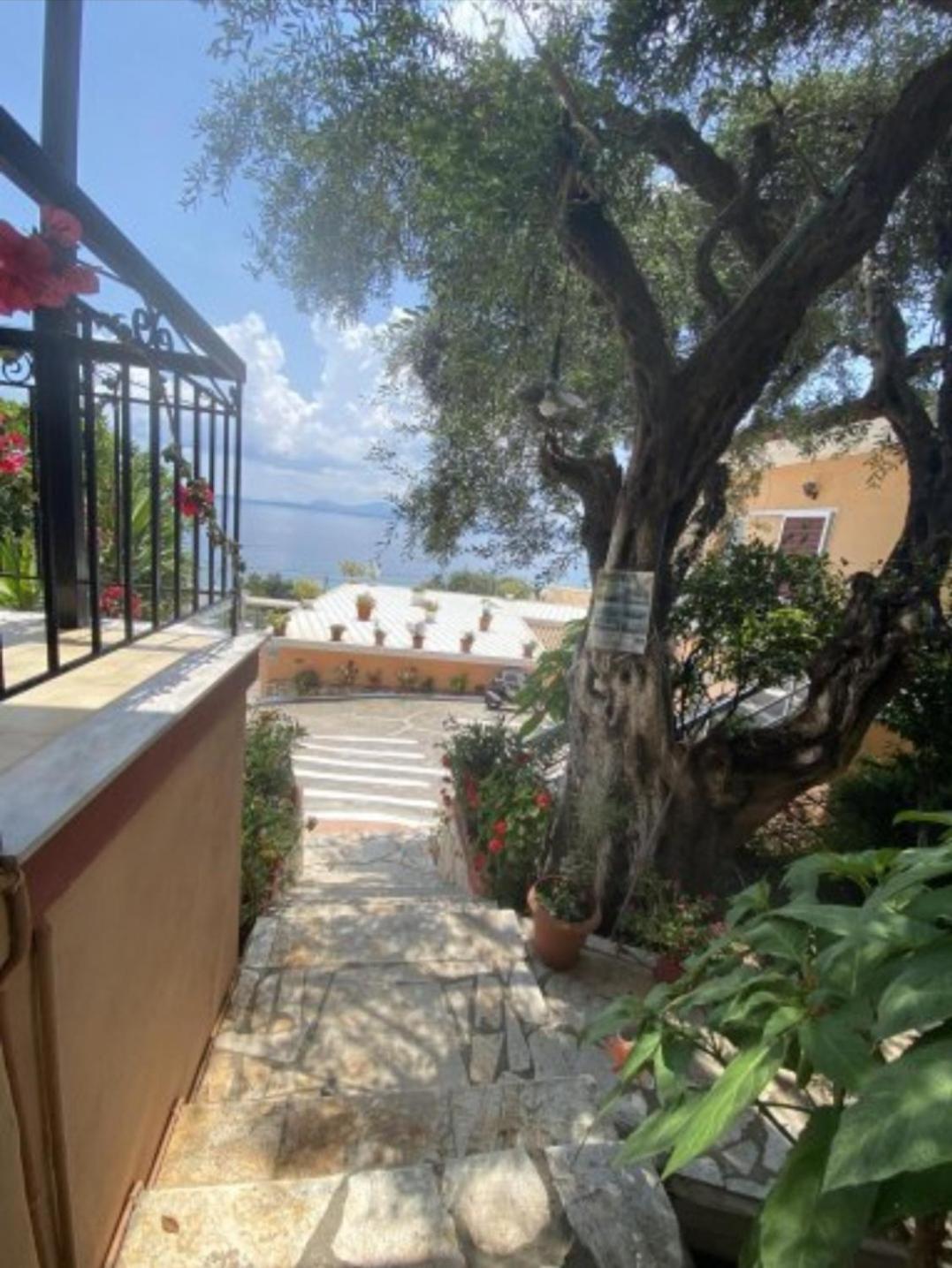 Emilios See View Apartment บาร์บาตี ภายนอก รูปภาพ